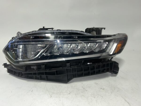 2018-2020 Honda Accord Left Headlight Turbo Halogen High Beam 33150-TVA-A01 OEM