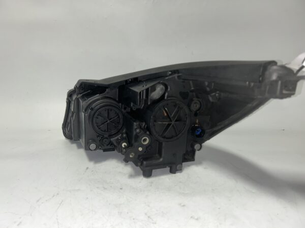 2016-2018 KIA SORENTO Right Passenger Headlight Halogen Bar Type LED Accents OEM