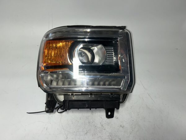 IMG_0061 2014-2015 GMC Sierra 1500 Front Right Passenger Headlight OEM