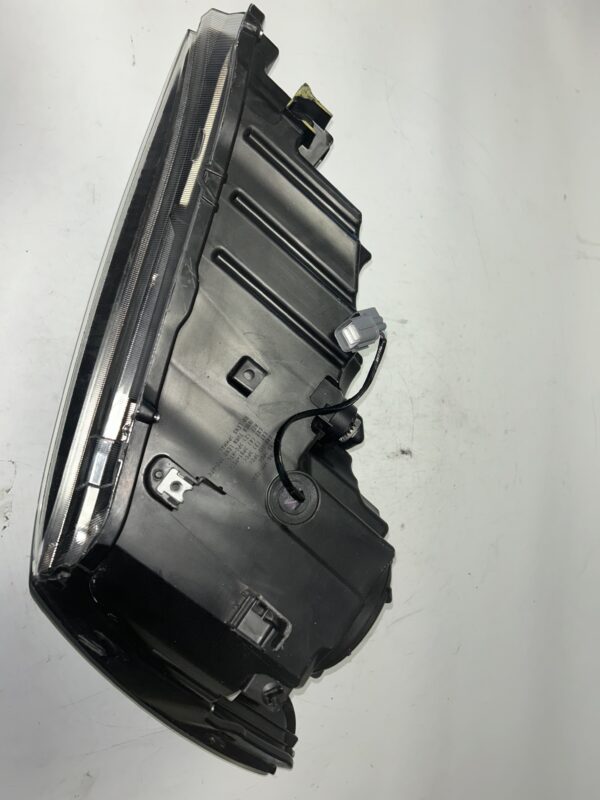 IMG_0114 2014-2016 ACURA MDX TYC LED RIGHT PASSENGER Headlight OEM