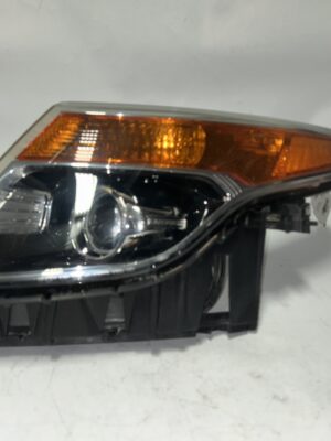 IMG_0133 2013-2015 Ford Explorer Left Halogen Headlight OEM