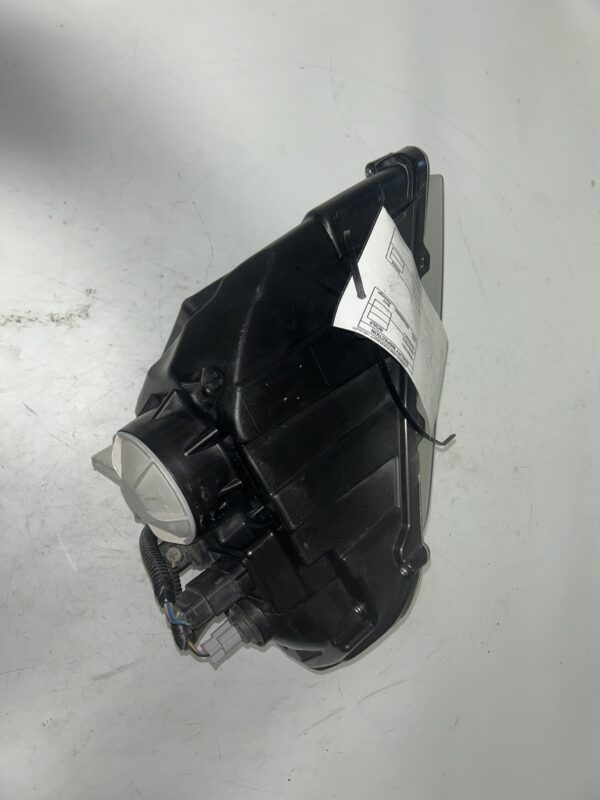 2013-2014 Ford Mustang HID Xenon Right Passenger Side OEM