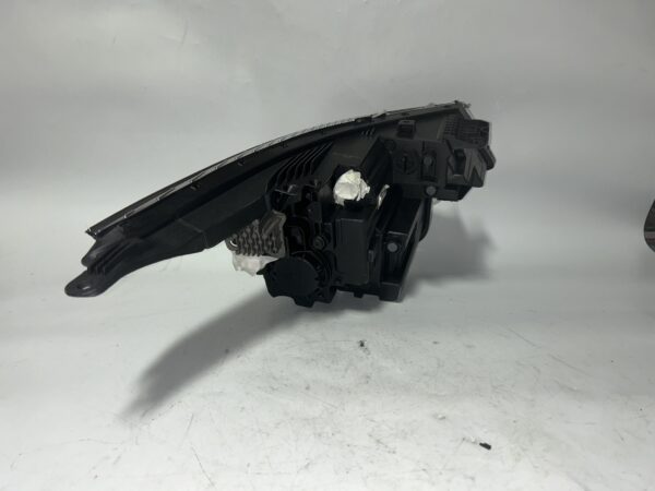 IMG_0170 2021-2022 Kia Seltos Left Driver Side Halogen Headlight OEM