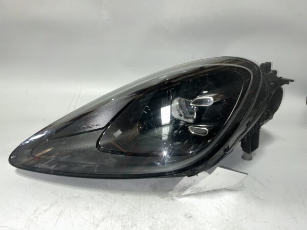 IMG_0215 2019-2023 Porsche Cayenne FRONT LEFT SIDE SELF LEVELING HEADLIGHT OEM