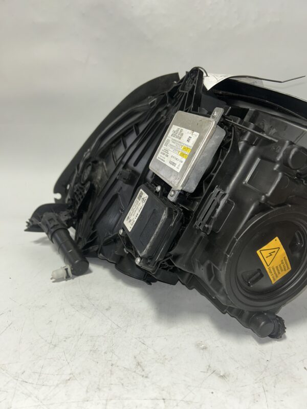 2015-2018 Porsche Macan LH Driver HID Xenon Headlight Lamp OEM