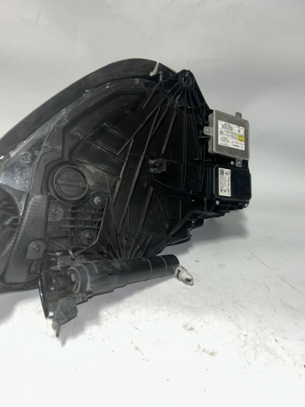 2015-2018 Porsche Macan LH Driver HID Xenon Headlight Lamp OEM