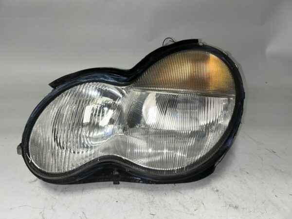 2001-2004 MERCEDES Benz C230 C240 C320 C-Class w/Bulb Driver Side Halogen Headlight OEM
