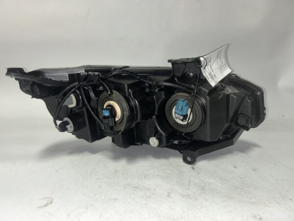 IMG_1005 2016-2018 Toyota RAV4 LED Driver Side Headlight Lens Housing OEM