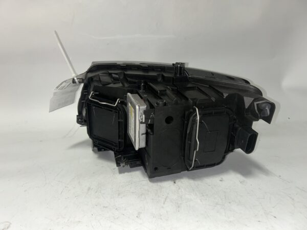 2009-2012 Audi Q5 Quattro Right Passenger Side HID Xenon Headlight OEM