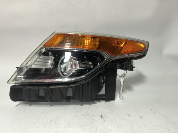 IMG_1026 2013-2015 Ford Explorer Front Driver Side Halogen Headlight OEM