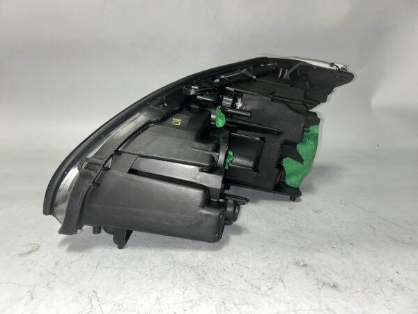 IMG_1038 2006-2009 LEXUS RX400h Right Passenger Side Halogen Headlight OEM