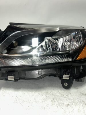 2015-2018 Mercedes-Benz C300 C400 Halogen Left Driver Side Headlight OEM