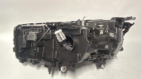 2016-2019 BMW 7 Series G12 Right Passenger Headlight OEM