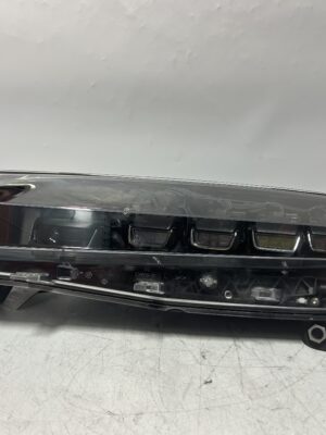 IMG_1846_20260418_050618 2018-2021 DODGE CHARGER SXT HALOGEN HEADLIGHT LEFT SIDE