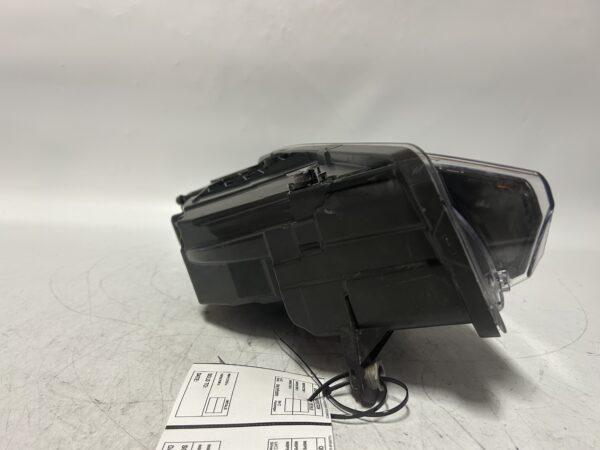 IMG_1848_20260418_050624 2018-2021 DODGE CHARGER SXT HALOGEN HEADLIGHT LEFT SIDE