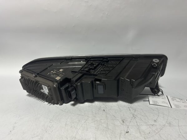 IMG_1849_20260418_050624 2018-2021 DODGE CHARGER SXT HALOGEN HEADLIGHT LEFT SIDE