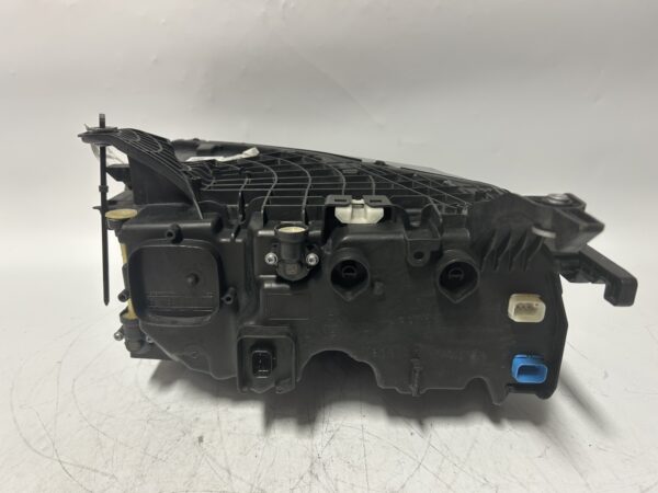 IMG_1863 2023-2024 BMW 7Series 740i LED Headlight Front Right Passenger Side OEM