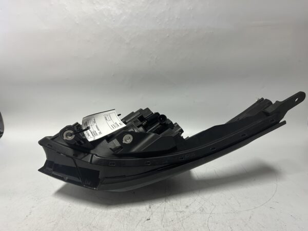 IMG_1882 2021-2023 KIA Sportage 5th LED Headlight Right Side OEM 92101P1101