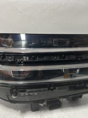 2021-2024 Genesis GV80 Full LED Right Side Headlight Assembly OEM 92102-T6020