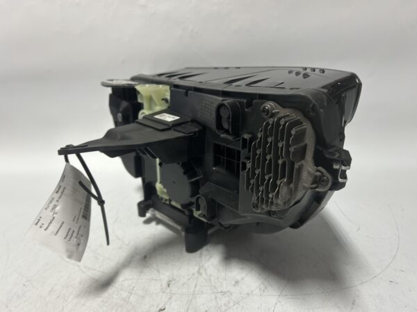 2021-2024 Genesis GV80 Full LED Right Side Headlight Assembly OEM 92102-T6020