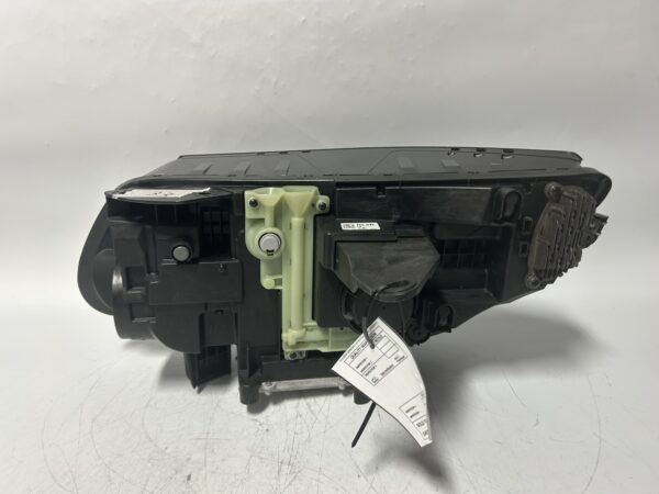 2021-2024 Genesis GV80 Full LED Right Side Headlight Assembly OEM 92102-T6020