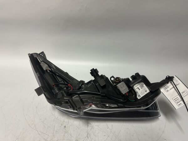 2017-2023 SUBARU IMPREZA halogen headlight  Left side OEM