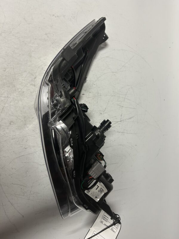 2017-2023 SUBARU IMPREZA halogen headlight  Left side OEM