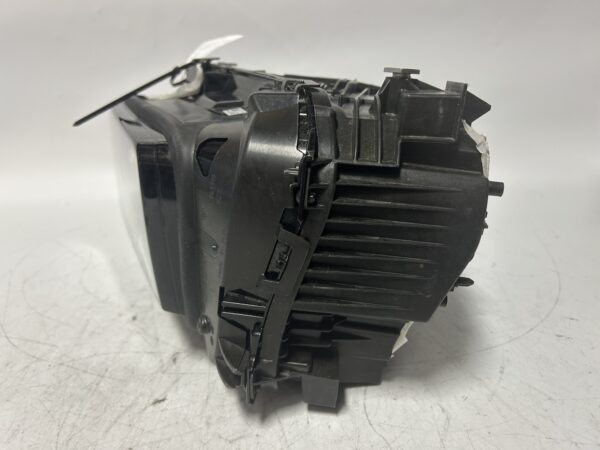 IMG_1969 2025 Porsche Macan EV LED headlight Headlight Left Side OEM 95C941033R