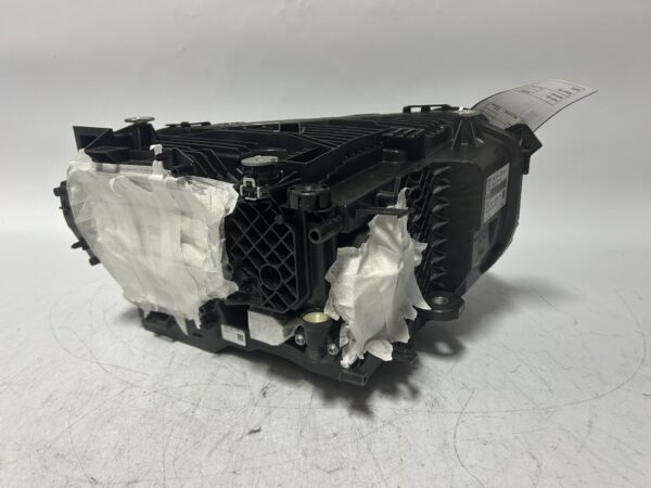 IMG_1972 2025 Porsche Macan EV LED headlight Headlight Left Side OEM 95C941033R
