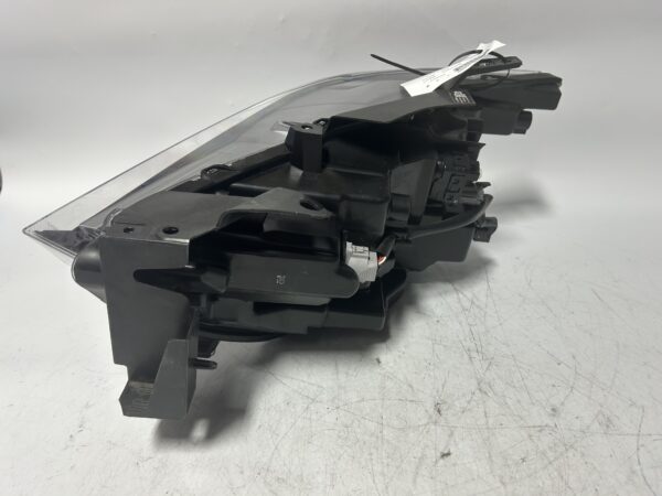 IMG_1986_20260418_050718 2024-2025 ACURA ZDX RIGHT PASSENGER SIDE RH HEADLIGHT FULL LED OEM