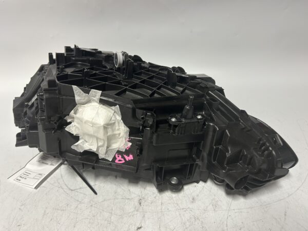 IMG_2056 BMW I4 430 HEADLIGHT RIGHT PASSENGER 2024 2025 LED 5A3B318-03 OEM
