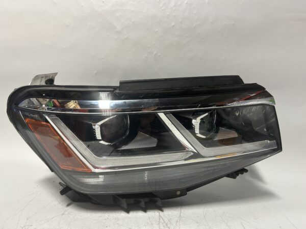 IMG_2068 OEM 2020-2023 VOLKSWAGON ATLAS Headlight W/O ADAPTIVE Right Side 3CN941036E