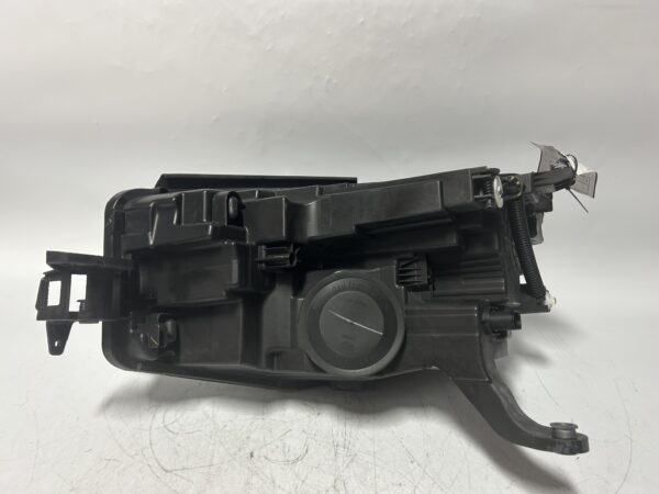IMG_2071 OEM 2020-2023 VOLKSWAGON ATLAS Headlight W/O ADAPTIVE Right Side 3CN941036E