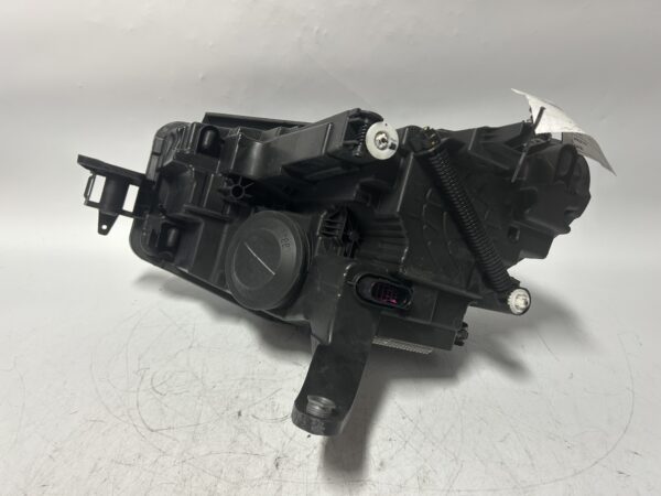 IMG_2072 OEM 2020-2023 VOLKSWAGON ATLAS Headlight W/O ADAPTIVE Right Side 3CN941036E