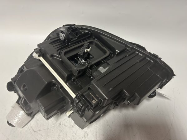 OEM 2017 2018 2019 2020 Mercedes Benz E Class W213 E300 E400 LED Headlight Right