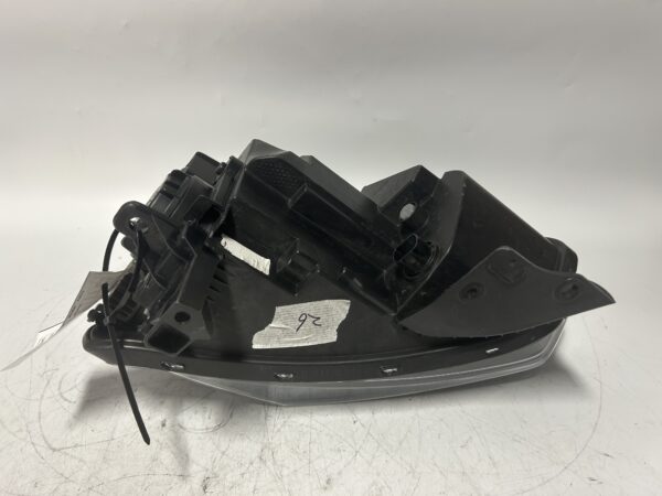 KIA NIRO HEADLIGHT RIGHT PASSENGER 2023 2024 2025 LED 92102-AT150 OEM