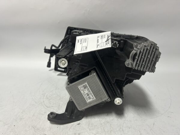 OEM 2024-2025 VOLKSWAGEW Atlas Cross Sport LED W/O ADAPTIVE Right HL 3CN941082L