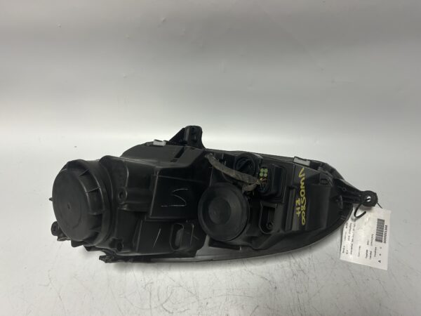 IMG_2197 2005-2010 Volkswagen Rabbit Jetta GTI Right Side Headlight Lamp 1K6941006S OEM