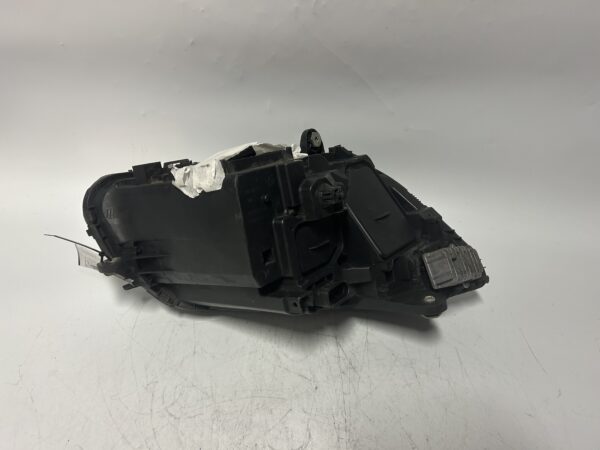 IMG_2281 2015-2018 MERCEDES-BENZ C-CLASS LEFT DRIVER-SIDE LED HEADLIGHT 2058204061 OEM