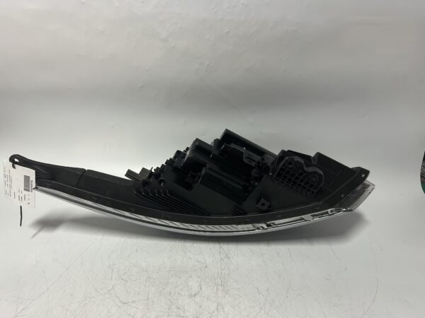 2024 2025 KIA SELTOS HALOGEN W/LED HEADLIGHT RIGHT PASSENGER SIDE 92102Q5630 OEM