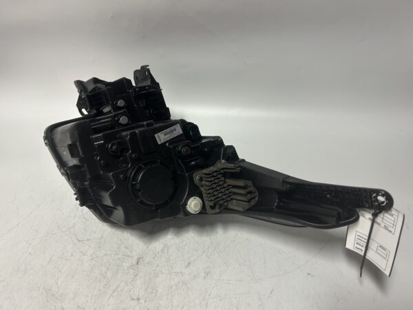 2024 2025 KIA SELTOS HALOGEN W/LED HEADLIGHT RIGHT PASSENGER SIDE 92102Q5630 OEM