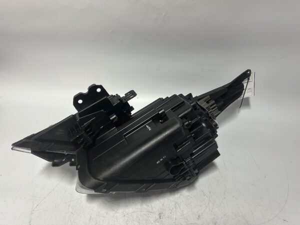 2024 2025 KIA SELTOS HALOGEN W/LED HEADLIGHT RIGHT PASSENGER SIDE 92102Q5630 OEM