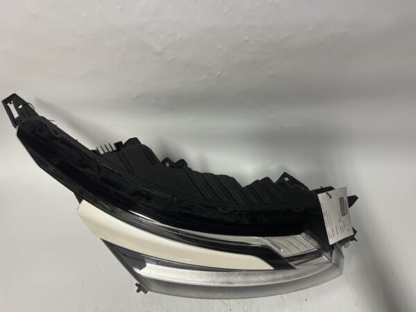 IMG_2327 2021-2024 NISSAN PATHFINDER FULL LED CHROME BEZEL RIGHT 26010-6TA6A OEM