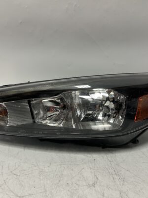 2015-2018 Ford Focus LH Driver Halogen Headlight Assembly OEM F1EB13W030MA