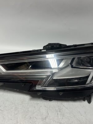 2017-2019 AUDI A4 S4 B9 FULL LED LEFT HEADLIGHT COMPLETE ASSEMBLY OEM