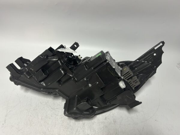2025 Nissan Kicks FULL LED RIGHT PASSENGER 260107SF5A OEM