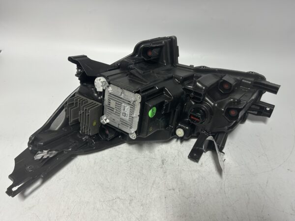 2025 Nissan Kicks FULL LED RIGHT PASSENGER 260107SF5A OEM