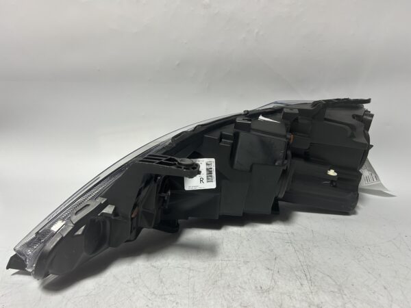 IMG_2799 2017-2022 Chrysler Pacifica Mopar Passenger Right Headlight Halogen 68228946 OEM