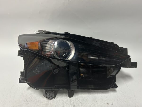 IMG_2809 2020-2022 Mazda CX-30 CX30 Right Passenger Side Headlight DGJ1-51030 OEM