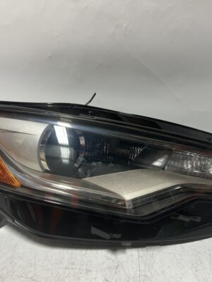 2012-2015 AUDI A6 Headlight Right Passenger HID Xenon Headlamp 4G0941044E OEM